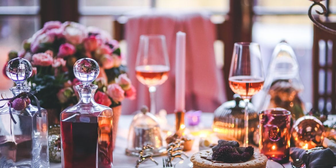 How to Host a Flawless Friendsgiving