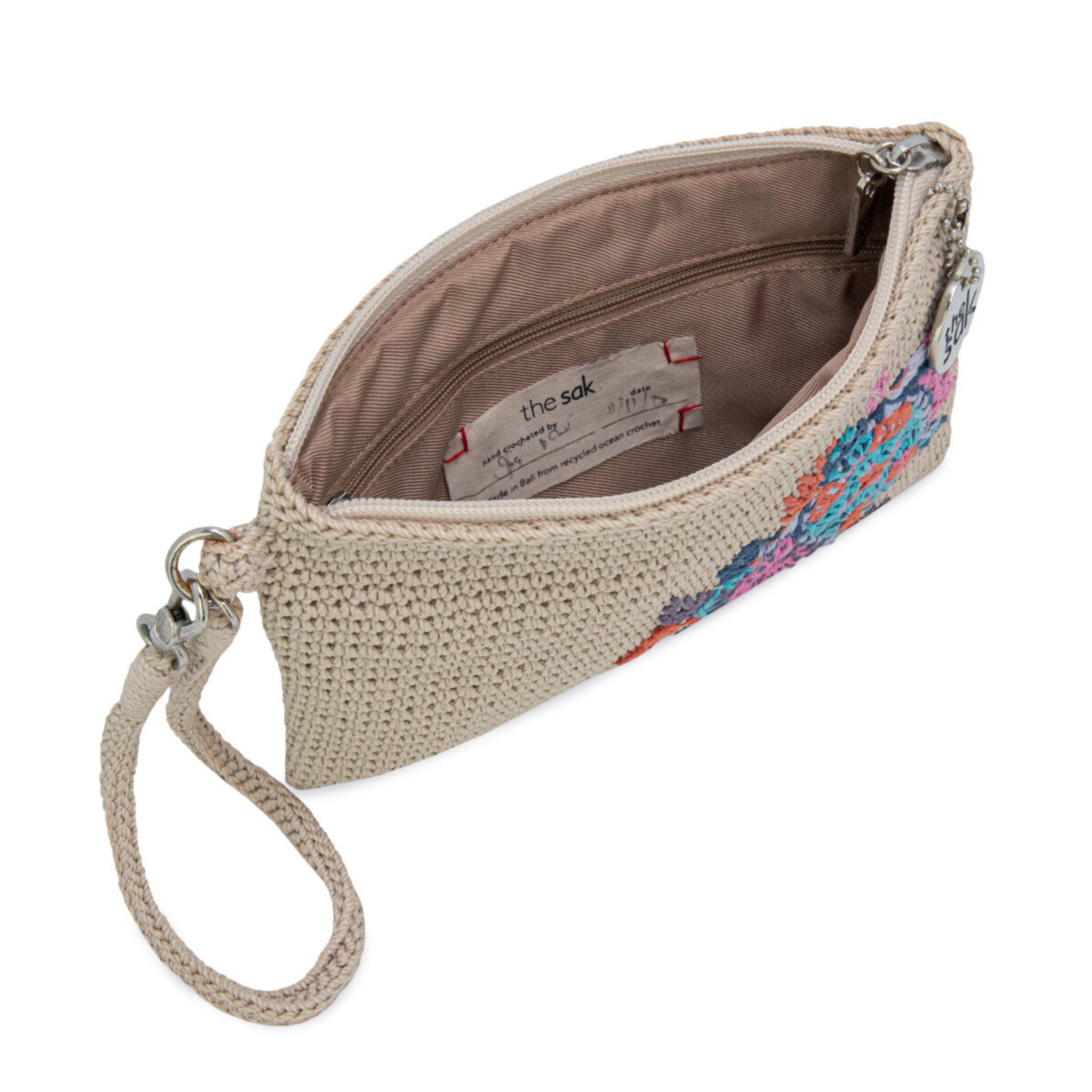 The Sak Vita Wristlet - Hand Crochet - Ecru Seascape