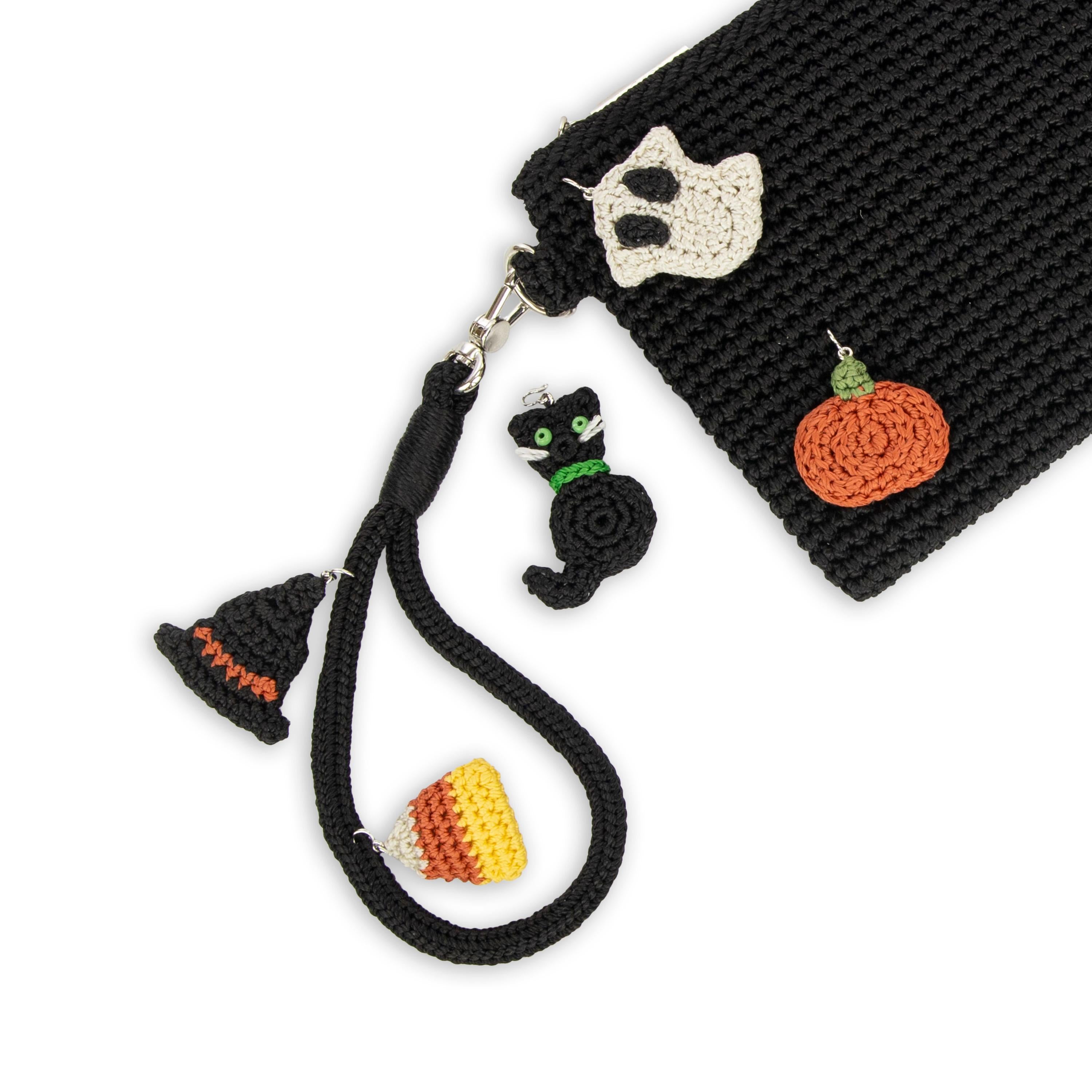 The Sak Vita Wristlet - Hand Crochet - Black