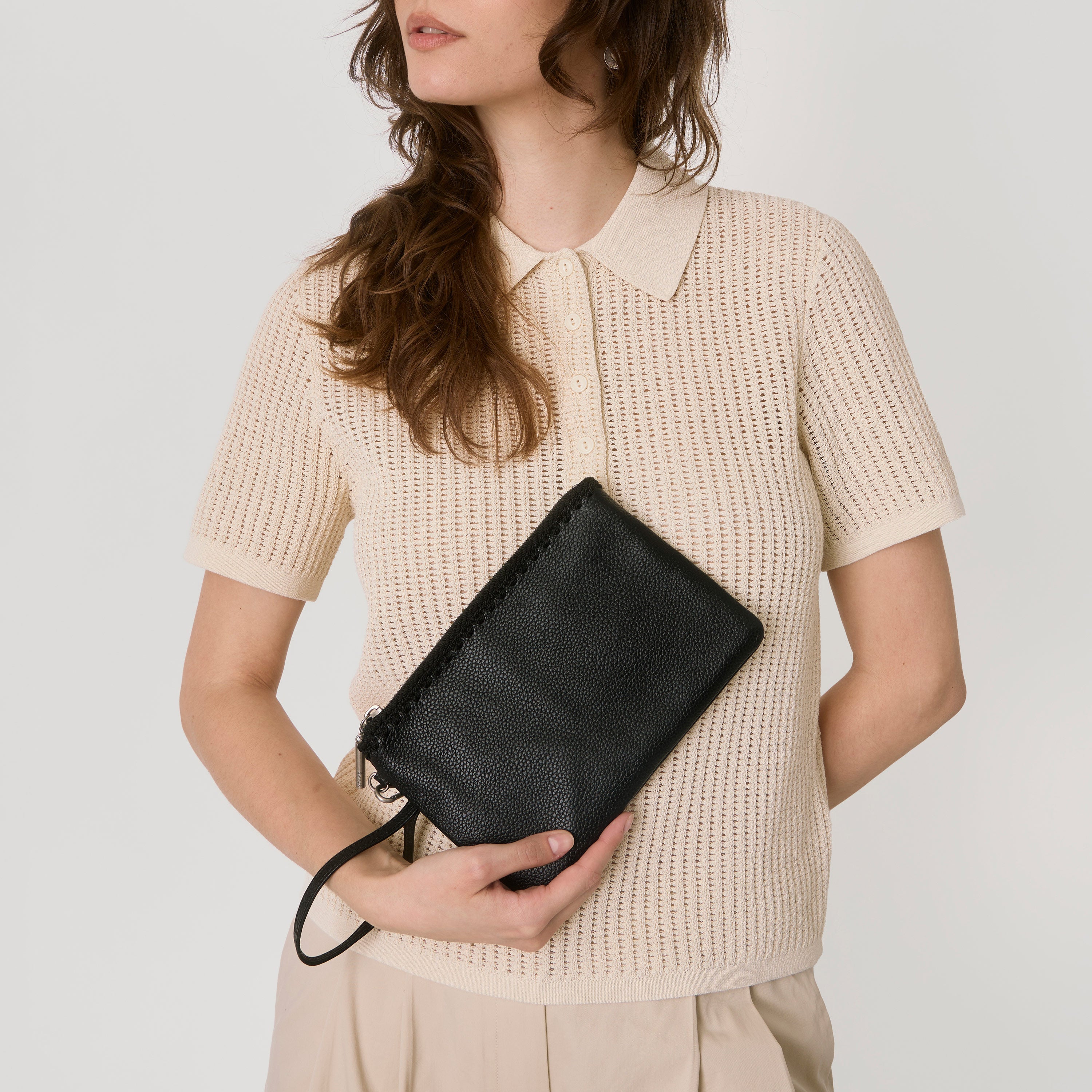 The Sak Vita Wristlet - Leather - Black