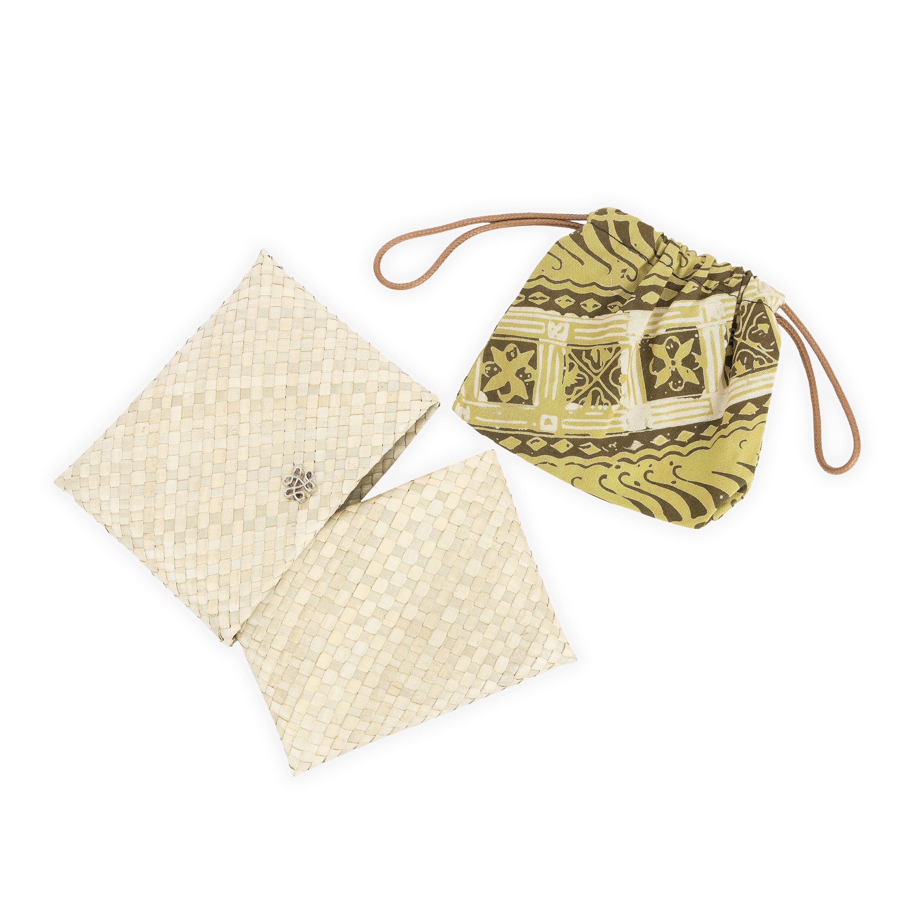 The Sak Finch Bangle - Hand Crochet - Heather