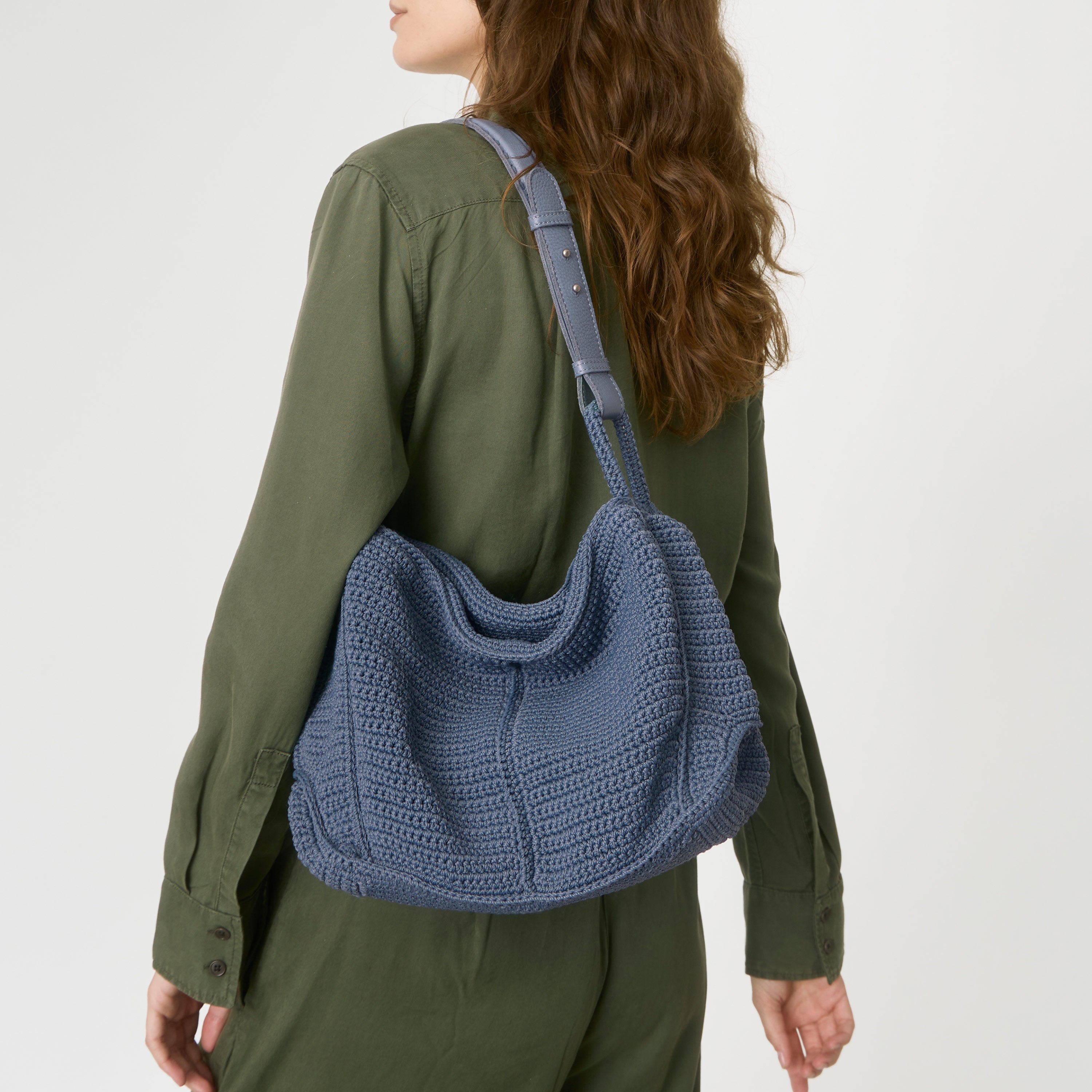 The Sak Los Feliz Hobo - Hand Crochet - Maritime