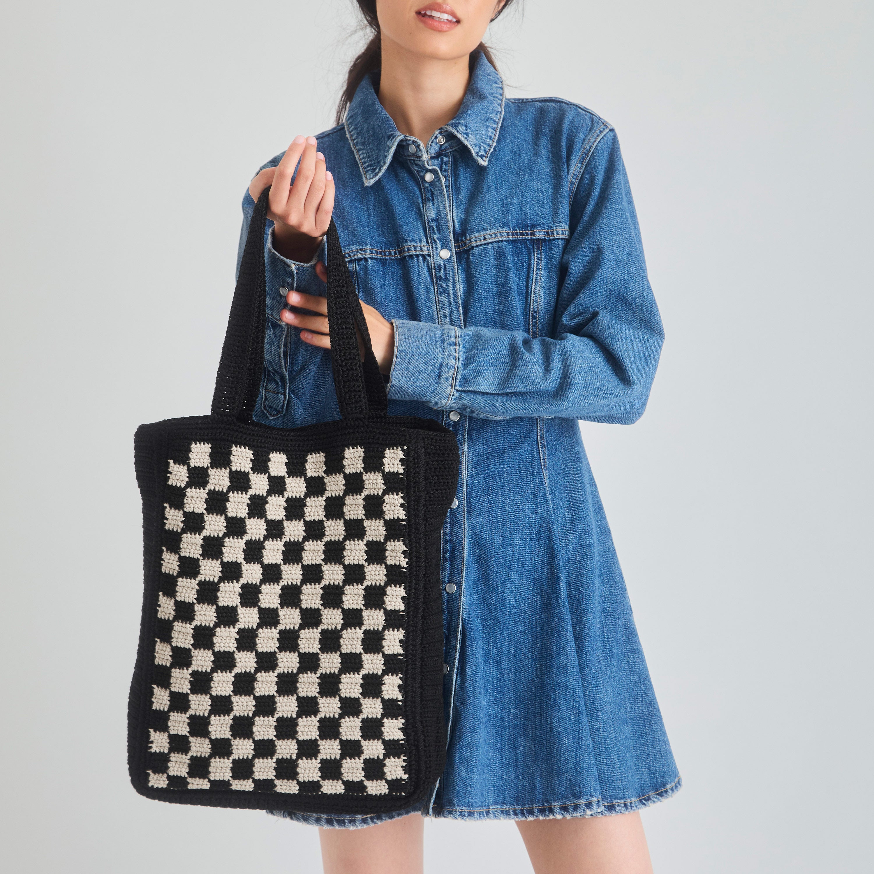 The Sak Lanie Market Tote - Hand Crochet - Black Check
