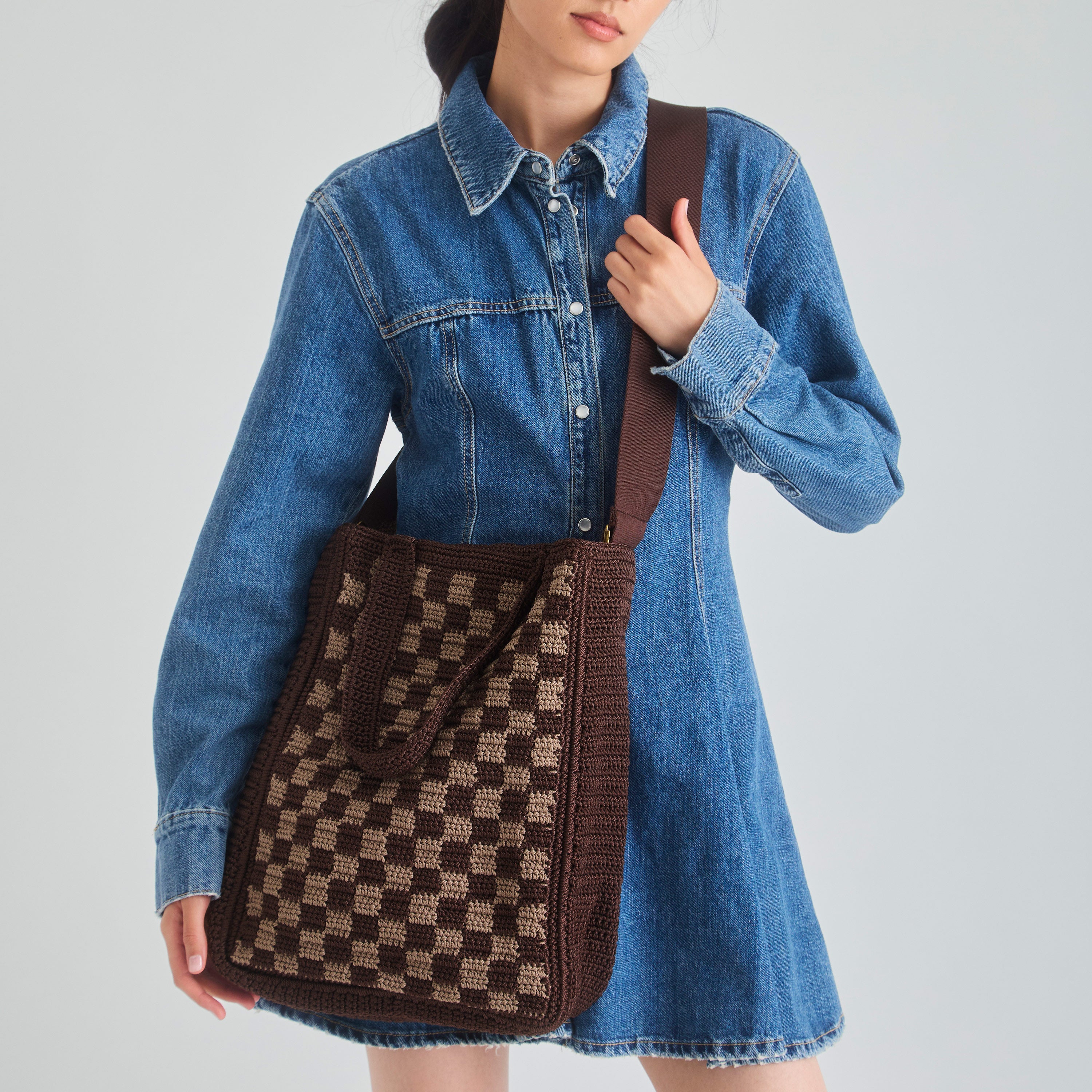 The Sak Lanie Market Tote - Hand Crochet - Brown Check