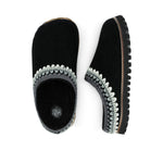 The Sak Bolinas Everyday Clog - Leather - Black Shearling